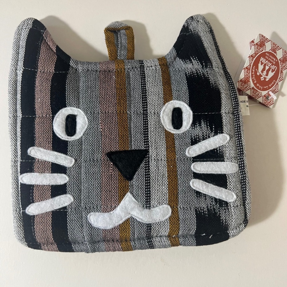 UPAVIM United for a Better Life Cat Pot Holder‎ Artisan Made New